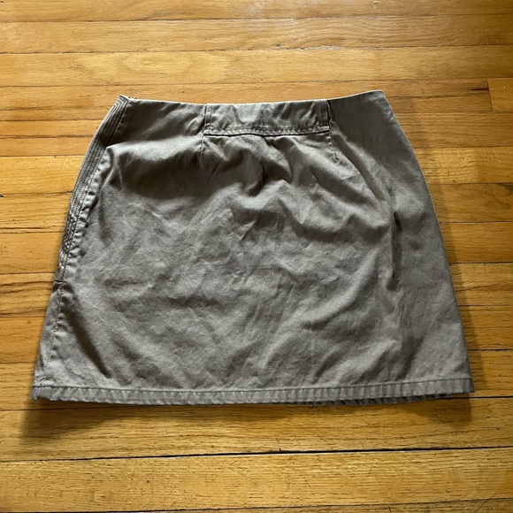 Vince Neutral Cargo Utility Skirt Mini - Picture 5 of 6